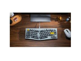 Keychron Q8 Swappable RGB Backlight ISO USB Gaming Billentyűzet (Q8-F2)