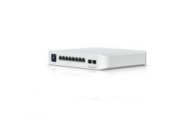 UBiQUiTi Switch 8x1000Mbps (6xPOE+ 2xPOE++ 120W) + 2x10Gbbps SFP+, Menedzselhető, Asztali (USW-PRO-8-POE)