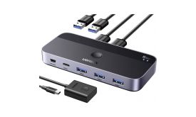 UGREEN CM662 USB 3.0 switch, 2X4 kimenet (fekete)